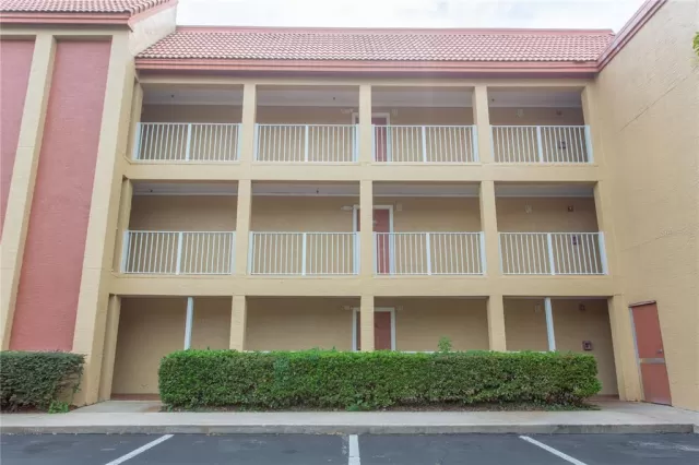 MLS: O6090492 Condo For Sale