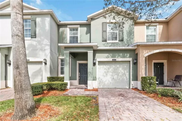 MLS: O6090684 Condo For Sale