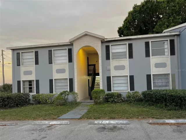 MLS: O6091982 Condo For Sale