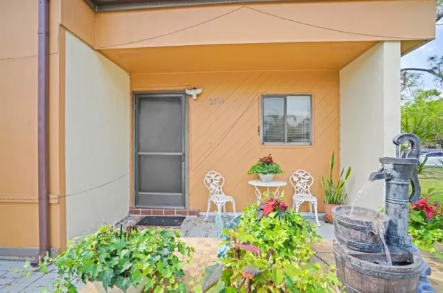 MLS: O6092328 Condo For Sale