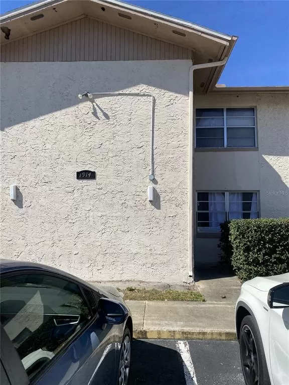 MLS: O6092645 Condo For Sale