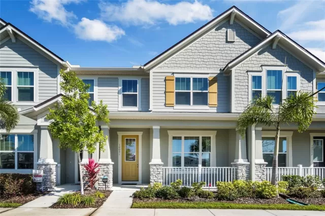 MLS: O6092709 Condo For Sale