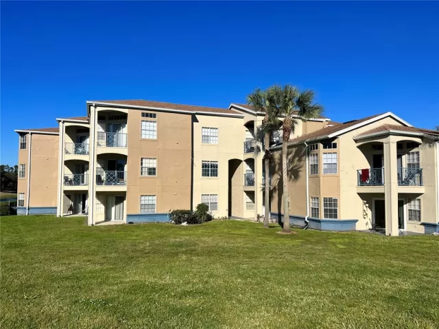 MLS: O6092837 Condo For Sale
