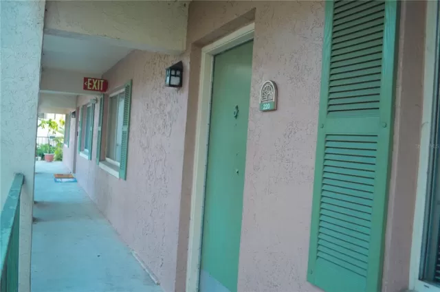 MLS: O6092941 Condo For Sale