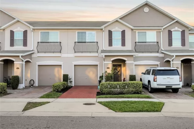 MLS: O6092990 Condo For Sale