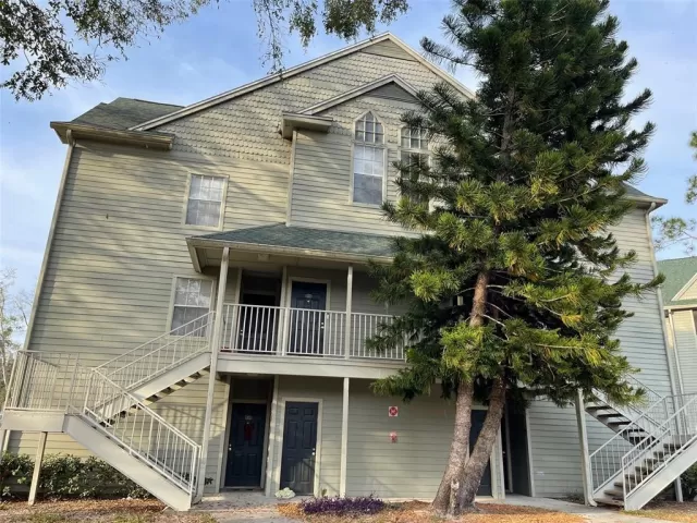 MLS: O6093415 Condo For Sale