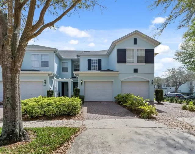 MLS: O6093569 Condo For Sale