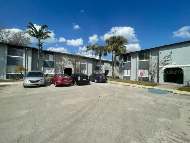 MLS: O6094332 Condo For Sale