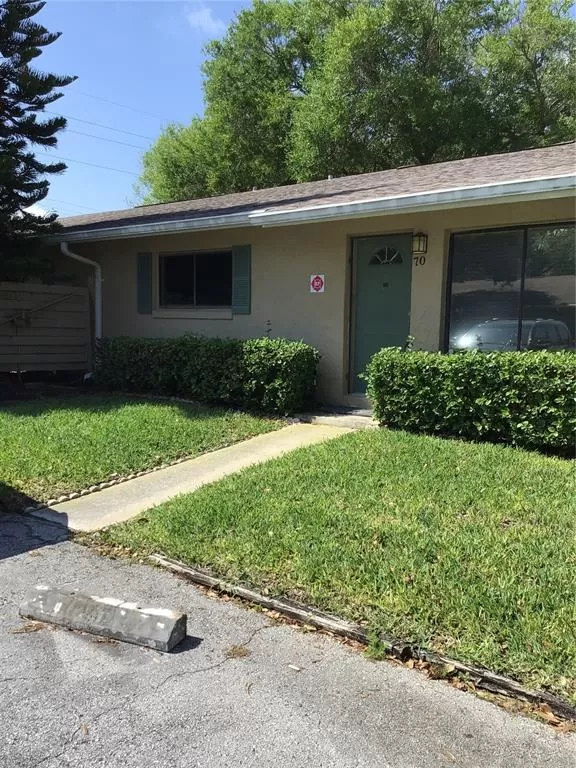 MLS: O6095213 Condo For Sale