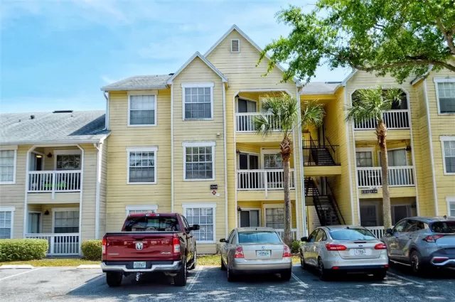 MLS: O6095524 Condo For Sale