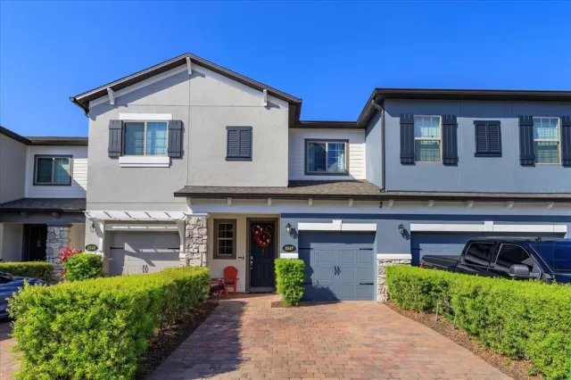 MLS: O6095599 Condo For Sale