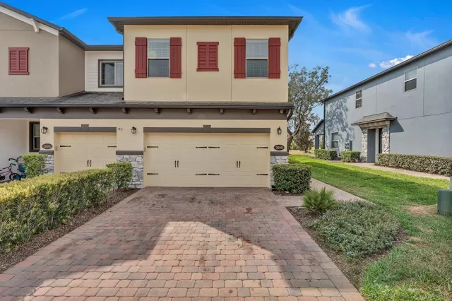 MLS: O6095675 Condo For Sale