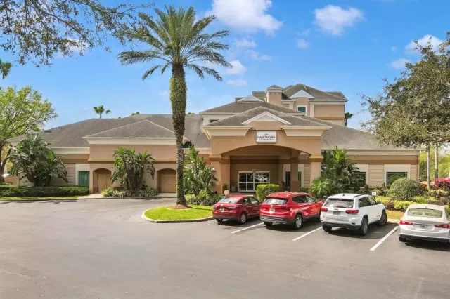 MLS: O6096021 Condo For Sale