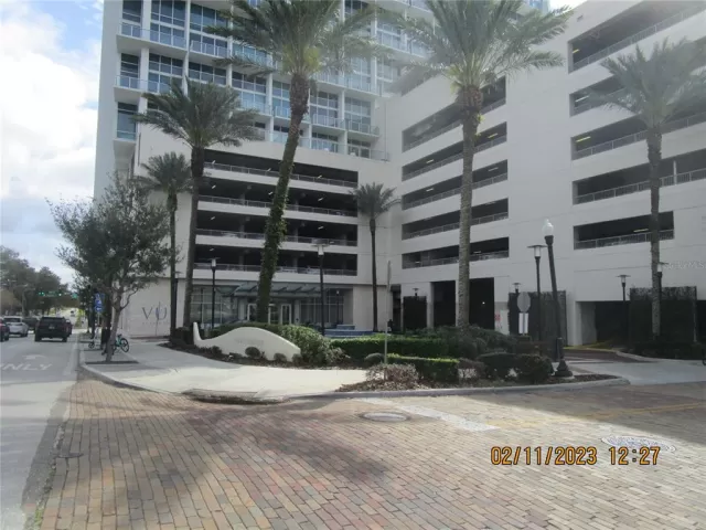 MLS: O6096262 Condo For Sale