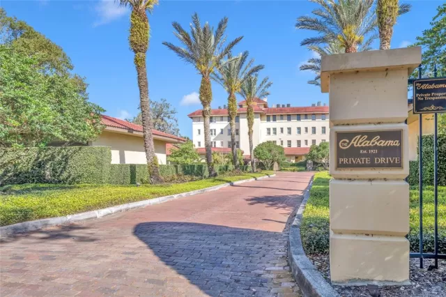 MLS: O6096300 Condo For Sale