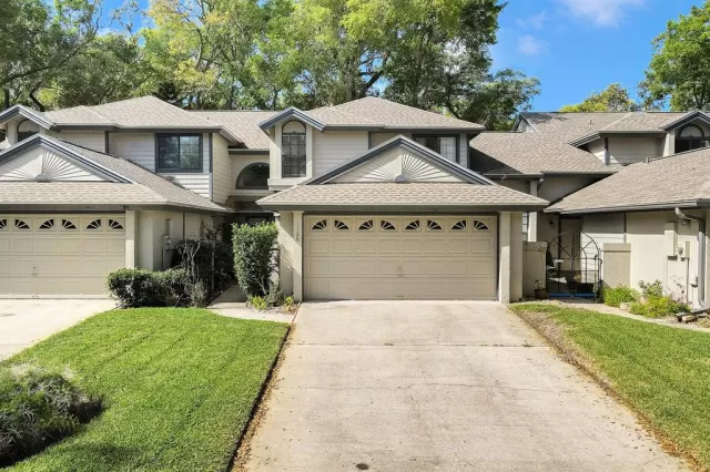 MLS: O6096828 Condo For Sale