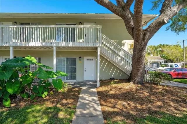 MLS: O6097009 Condo For Sale