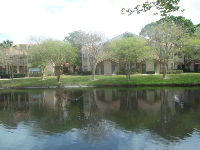 MLS: O6097179 Condo For Sale