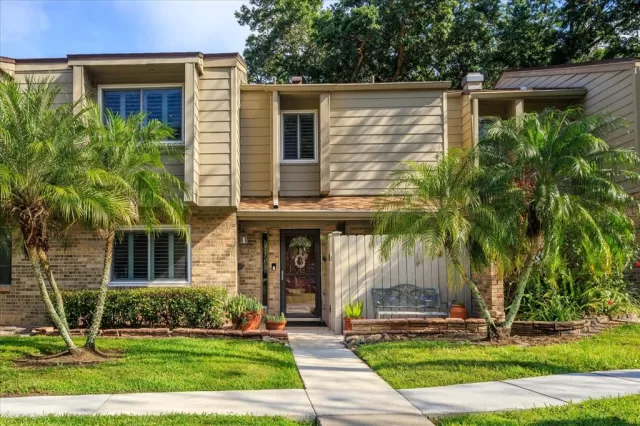 MLS: O6097363 Condo For Sale