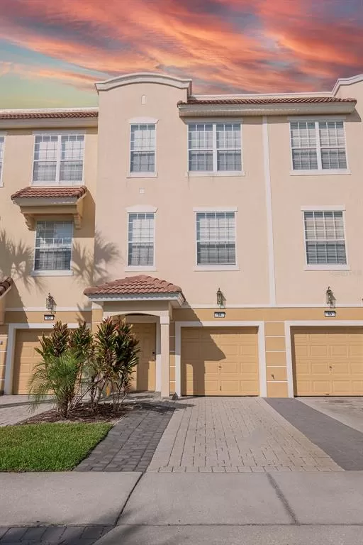 MLS: O6097426 Condo For Sale