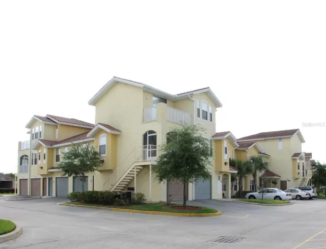 MLS: O6097649 Condo For Sale