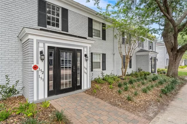 MLS: O6098687 Condo For Sale