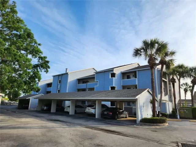 MLS: O6099609 Condo For Sale