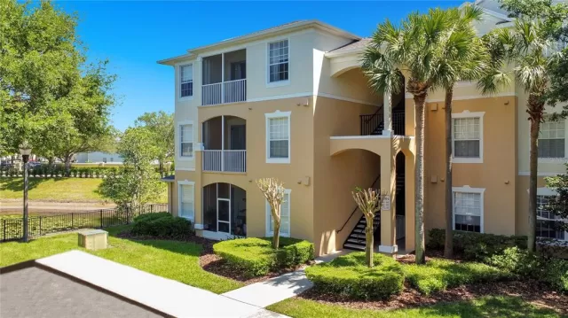 MLS: O6099887 Condo For Sale