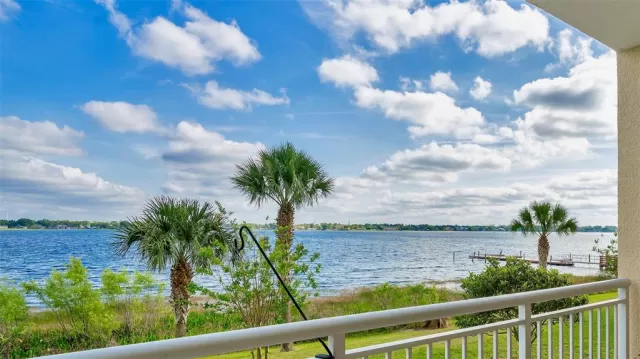 MLS: O6100162 Condo For Sale