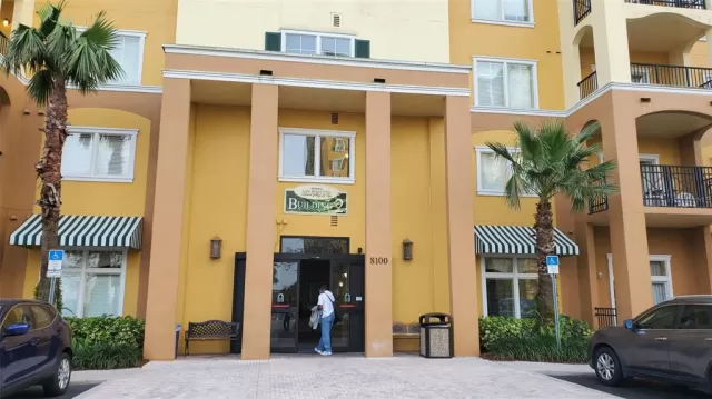 MLS: O6100419 Condo For Sale