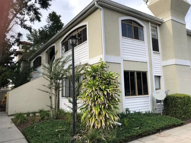 MLS: O6100458 Condo For Sale