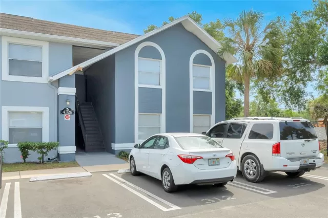 MLS: O6100831 Condo For Sale