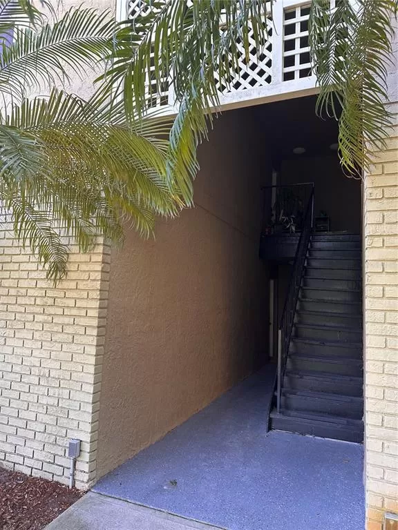 MLS: O6101004 Condo For Sale