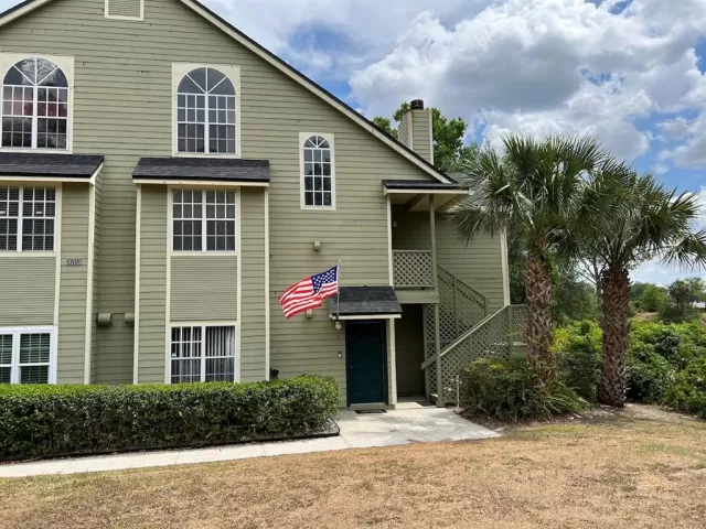 MLS: O6101500 Condo For Sale