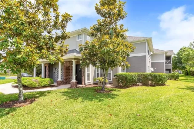 MLS: O6101592 Condo For Sale