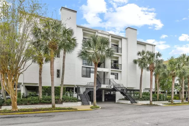MLS: O6101747 Condo For Sale