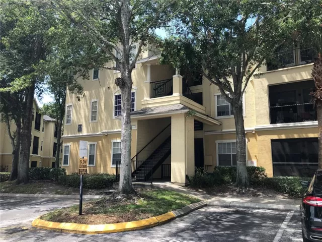 MLS: O6102344 Condo For Sale