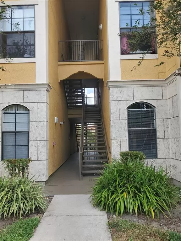 MLS: O6102534 Condo For Sale