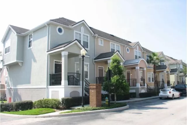 MLS: O6102649 Condo For Sale