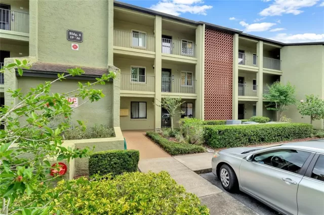 MLS: O6103696 Condo For Sale