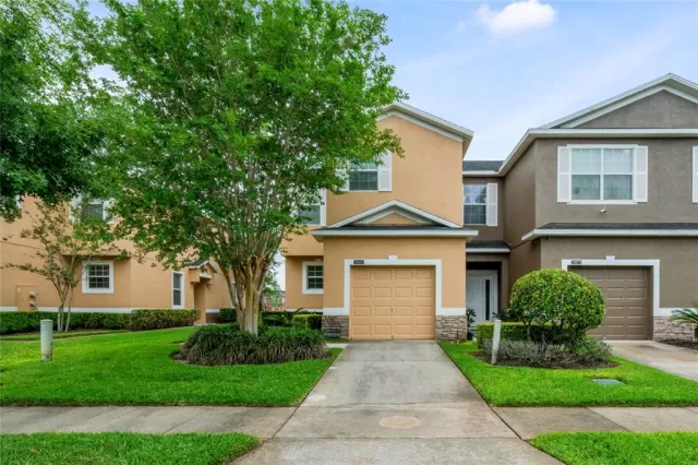 MLS: O6103849 Condo For Sale