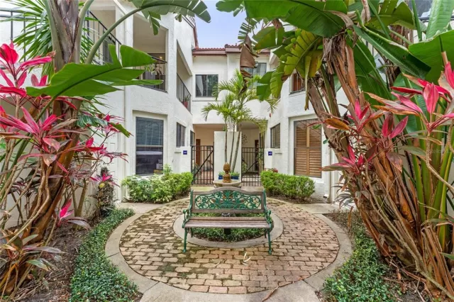 MLS: O6104312 Condo For Sale