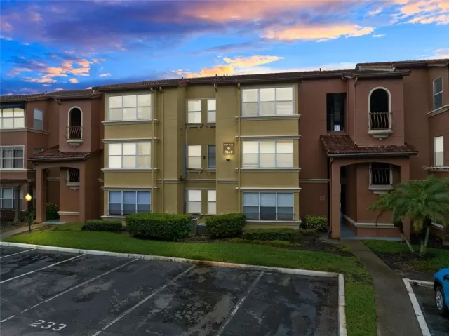 MLS: O6104430 Condo For Sale