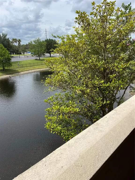 MLS: O6105338 Condo For Sale