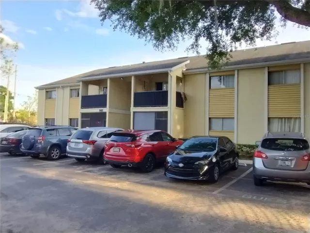 MLS: O6105512 Condo For Sale