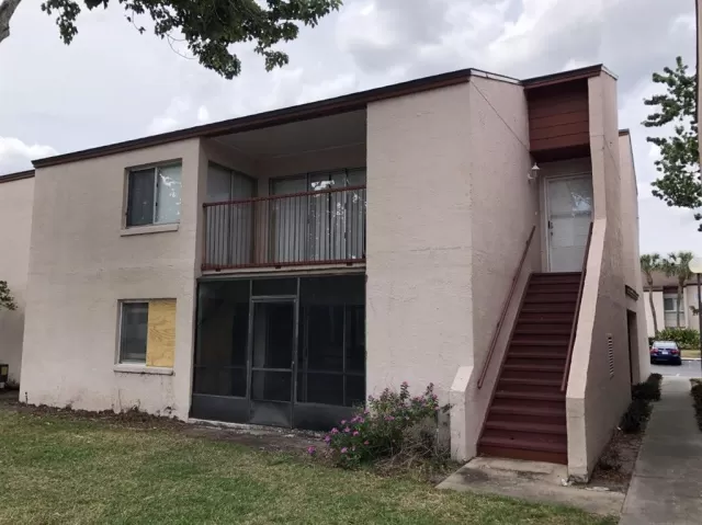 MLS: O6106894 Condo For Sale