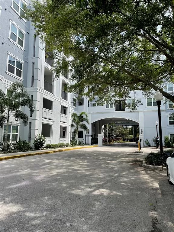 MLS: O6107245 Condo For Sale