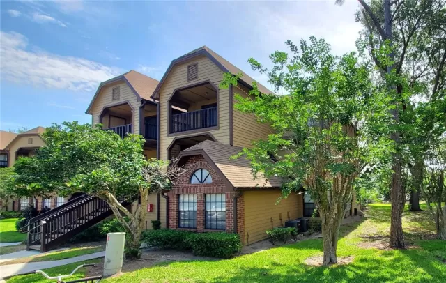 MLS: O6107651 Condo For Sale