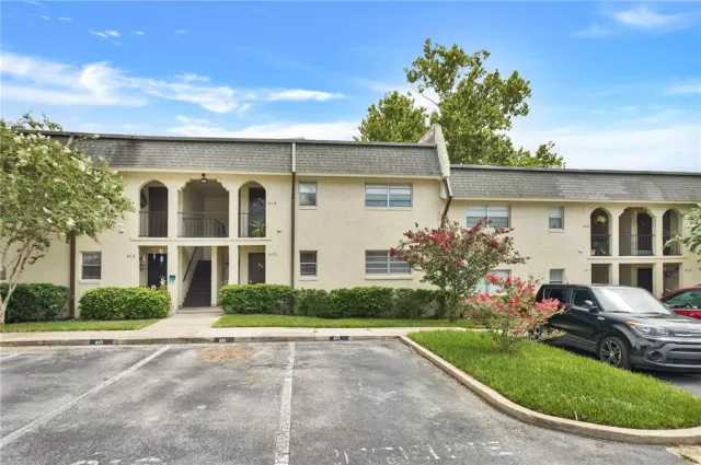 MLS: O6108020 Condo For Sale