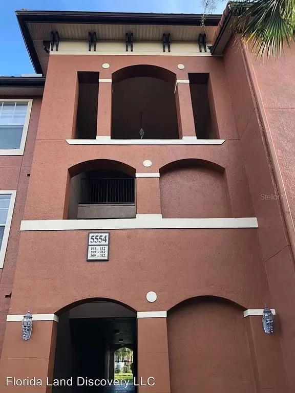 MLS: O6108682 Condo For Sale
